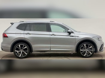Used Volkswagen Tiguan Allspace 2024 for sale - 78505186: Photo