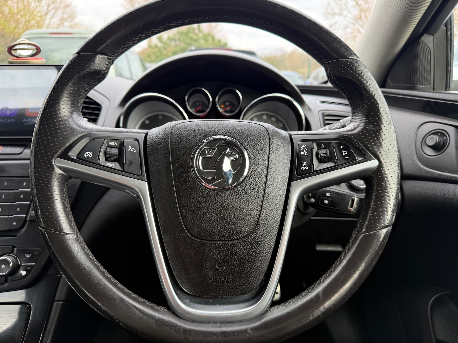 Used Vauxhall Insignia 2012 for sale - 78028795: Photo 10