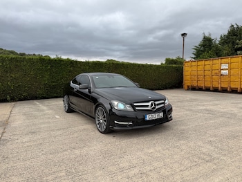 Used Mercedes-Benz C Class 2012 for sale - 79326844: Photo