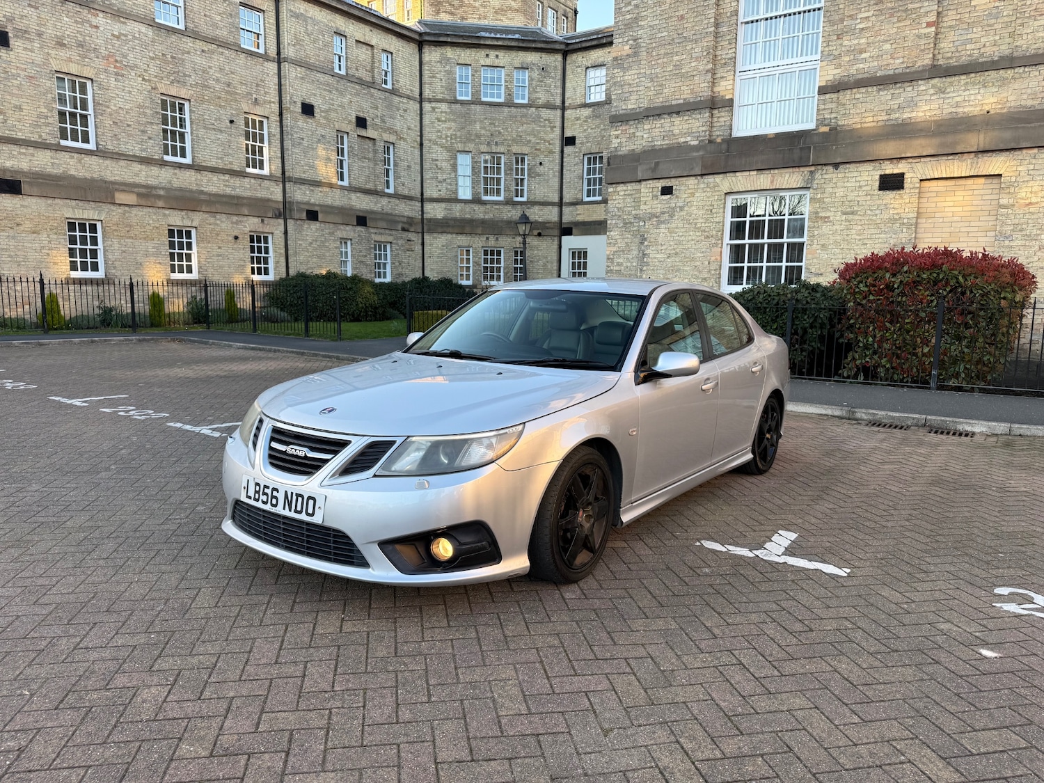 Used Saab 9-3 2006 for sale - 77919011: Photo 2