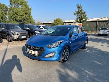 Used Hyundai i30 2016 for sale - 79211823: Photo