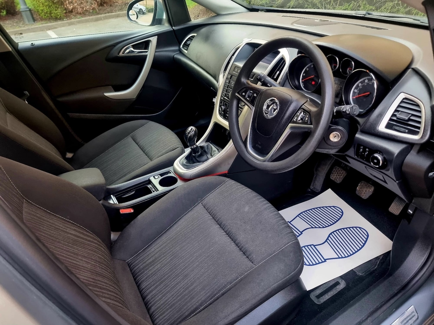 Used Vauxhall Astra 2010 for sale - 78057244: Photo 12