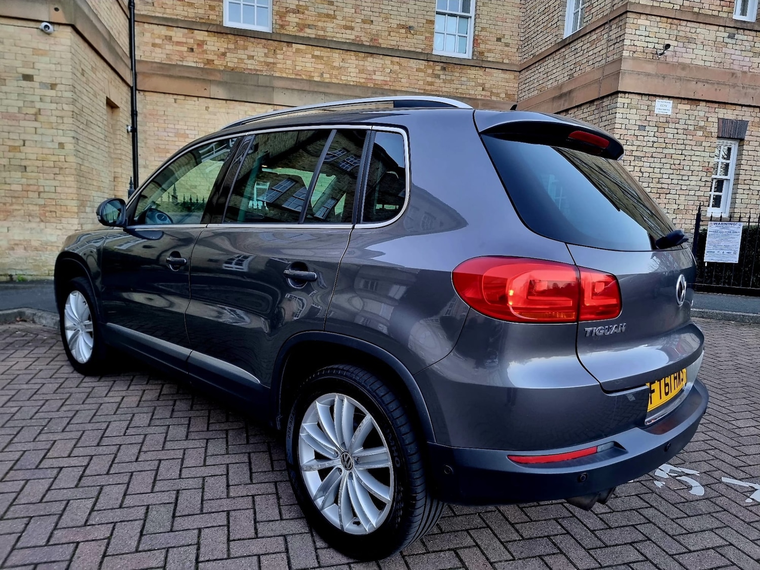 Used Volkswagen Tiguan 2011 for sale - 78045849: Photo 5