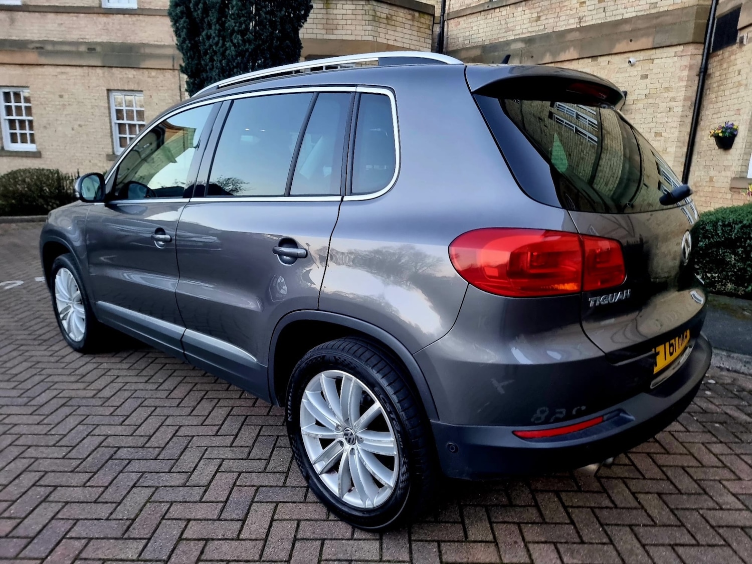 Used Volkswagen Tiguan 2011 for sale - 78045849: Photo 9