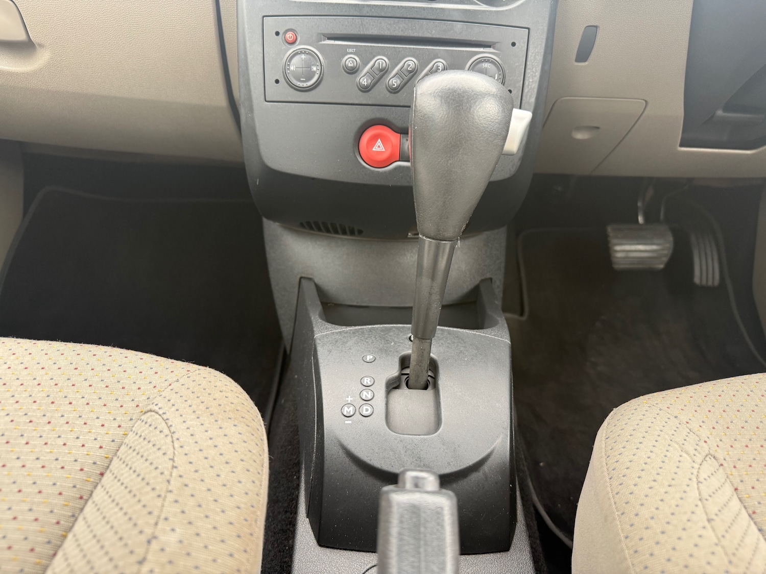 Used Renault Clio 2006 for sale - 78131994: Photo 12