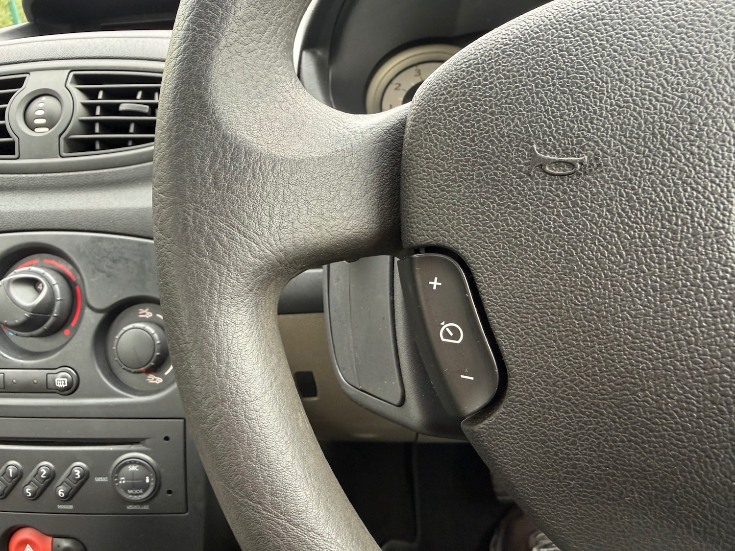 Used Renault Clio 2006 for sale - 78131994: Photo 18