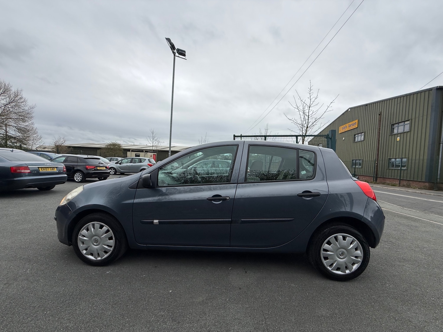 Used Renault Clio 2006 for sale - 78131994: Photo 2