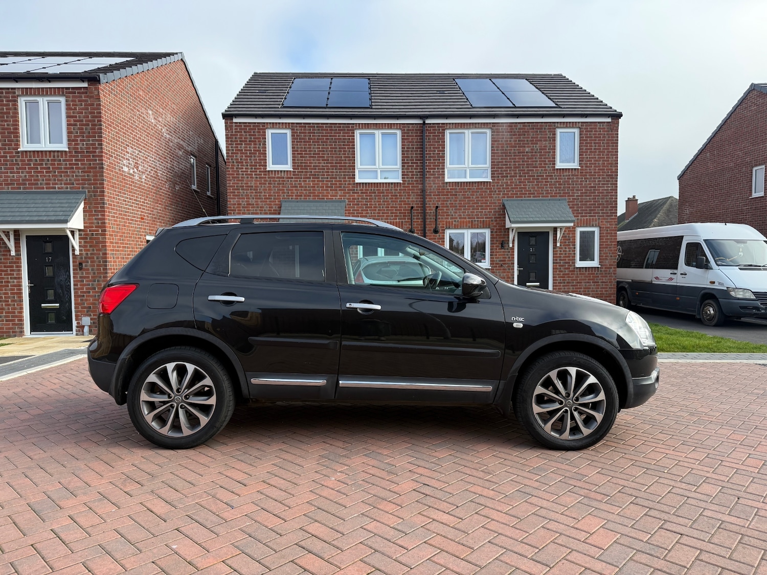 Used Nissan Qashqai 2009 for sale - 77849067: Photo 3