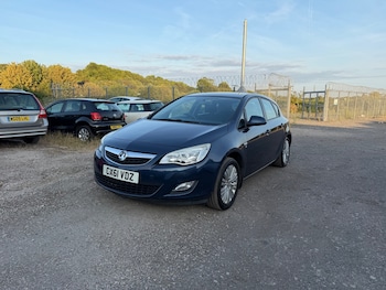 Used Vauxhall Astra 2011 for sale - 79302494: Photo