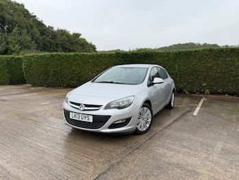Used Vauxhall Astra 2013 for sale - 79676532: Photo