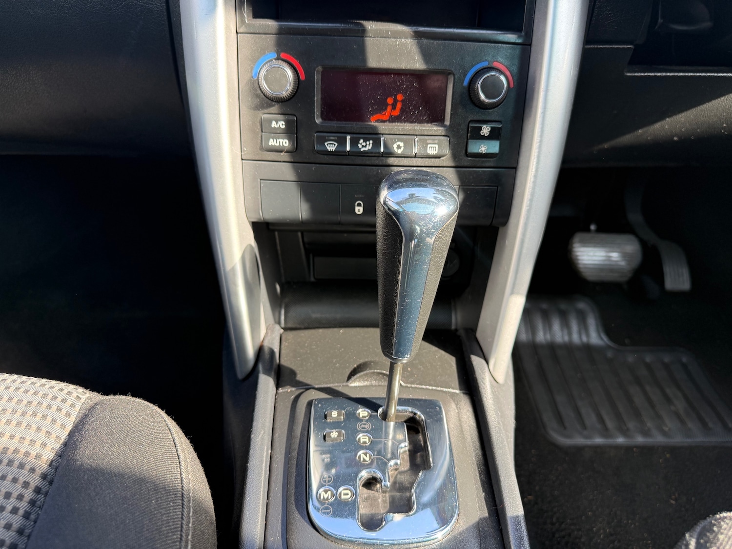 Used Peugeot 207 2010 for sale - 77932350: Photo 12