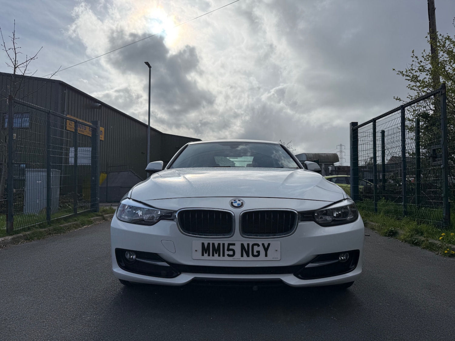 Used BMW 3 Series 2015 for sale - 78123519: Photo 2