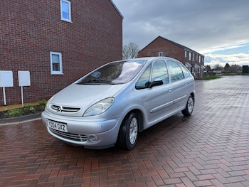 Used Citroen Xsara Picasso 2004 for sale - 77877407: Photo
