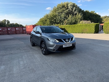 Used Nissan Qashqai 2015 for sale - 79463902: Photo