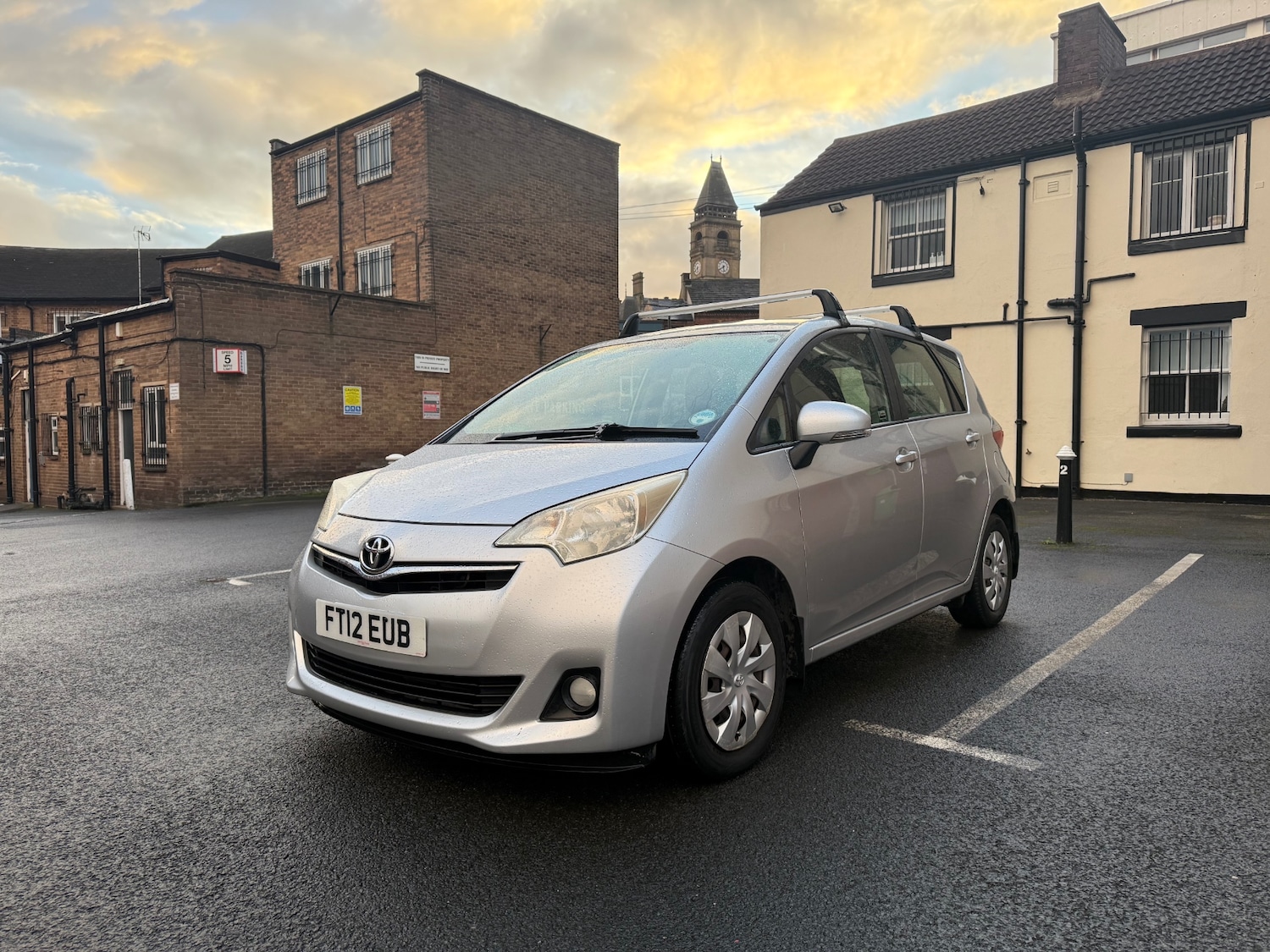 Used Toyota Verso 2012 for sale - 77880886: Photo 7