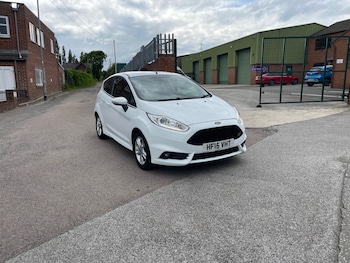 Used Ford Fiesta 2015 for sale - 78957027: Photo