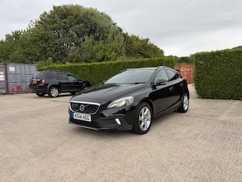 Used Volvo V40 2014 for sale - 79806569: Photo