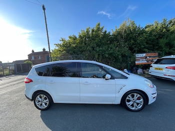 Used Ford S-Max 2013 for sale - 79187752: Photo