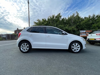 Used Volkswagen Polo 2012 for sale - 79104519: Photo