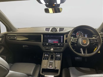 Used Porsche Macan 2022 for sale - 78456182: Photo