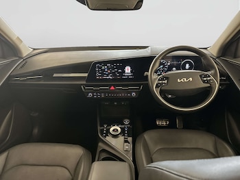 Used Kia Niro 2023 for sale - 78241909: Photo