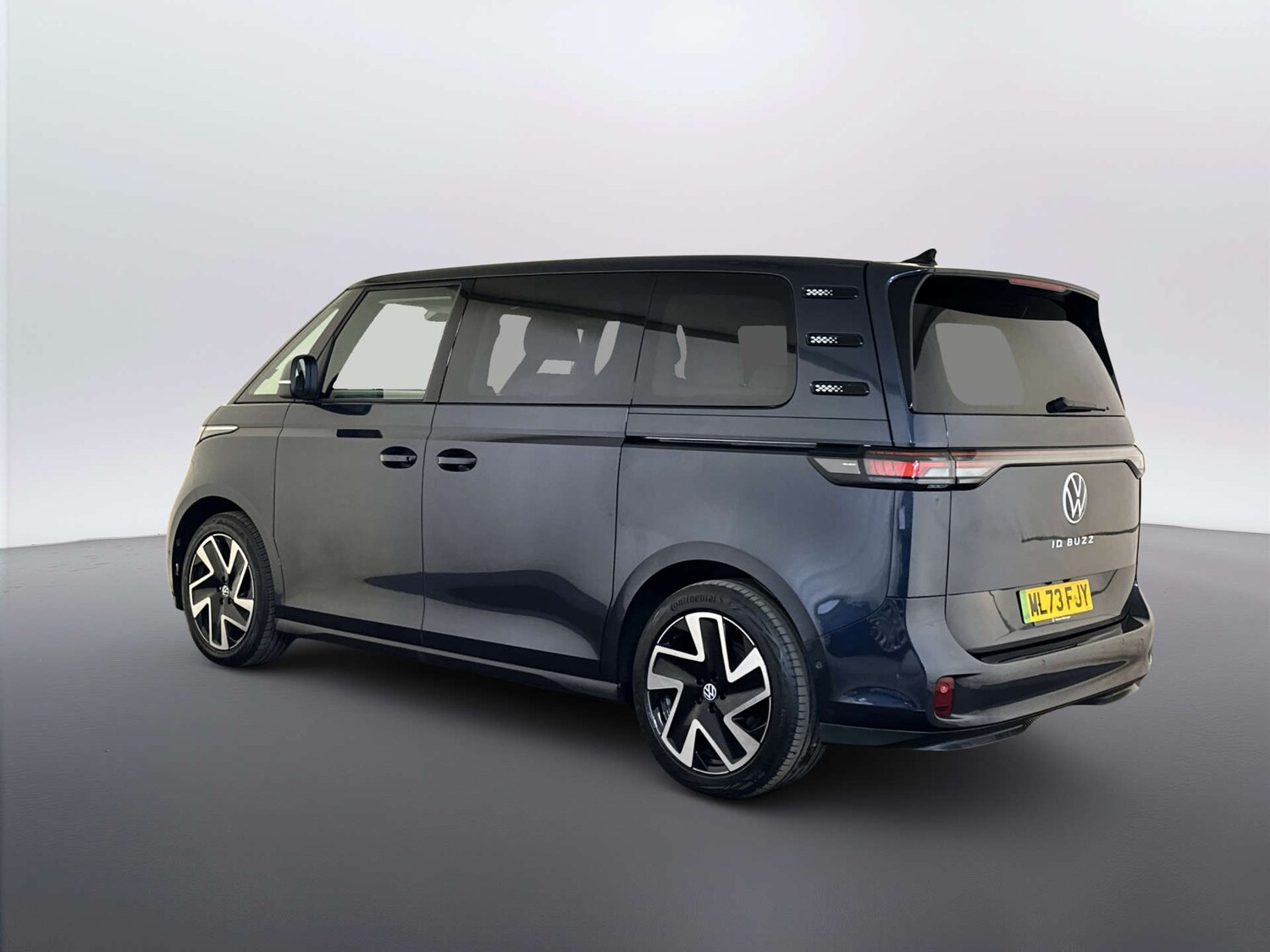 Used Volkswagen ID.Buzz 2023 for sale - 78225904: Photo 8