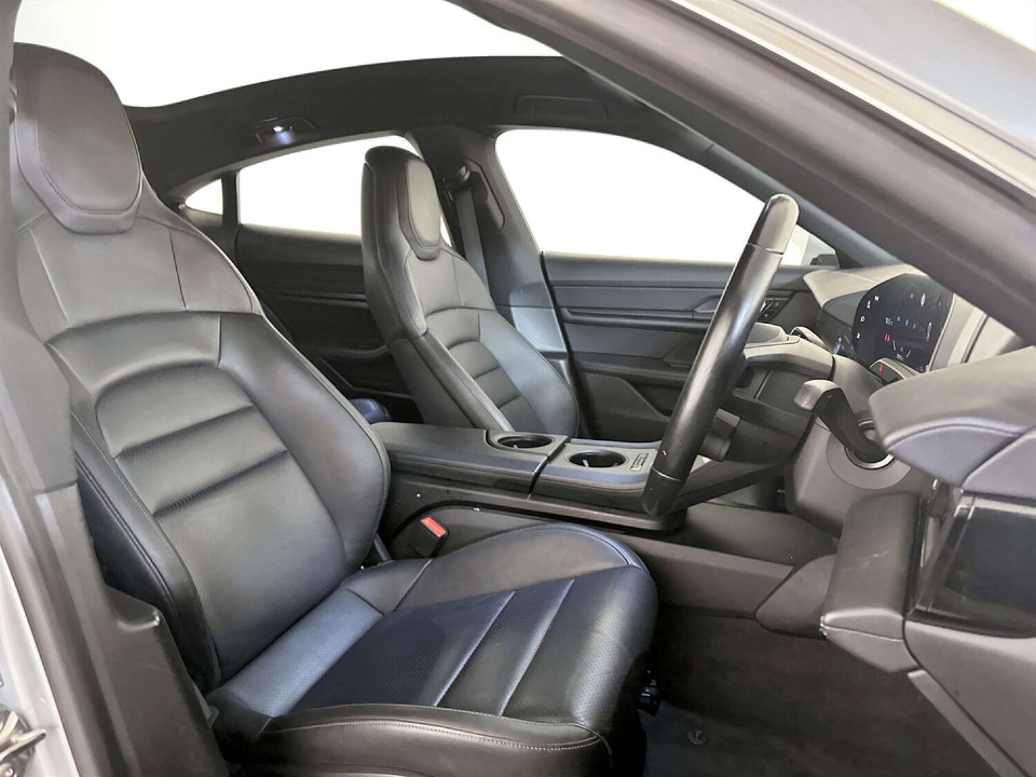 Used Porsche Taycan 2021 for sale - 78225897: Photo 13