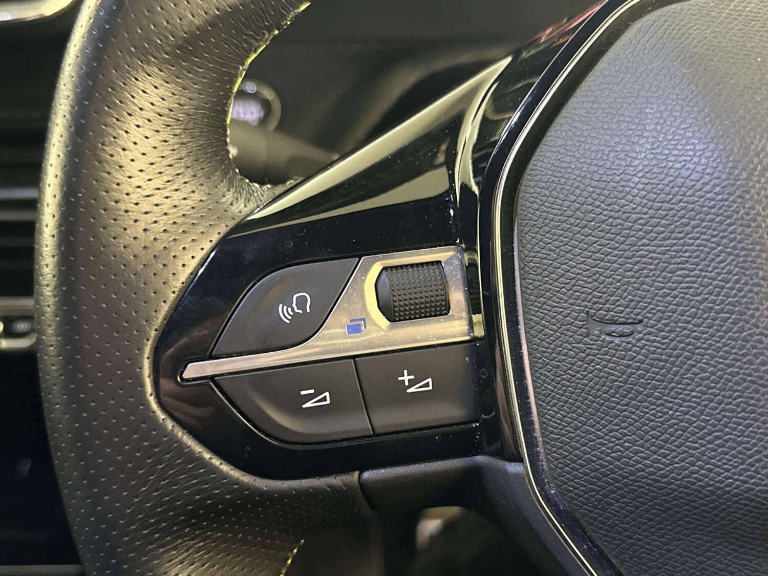 Used Peugeot 2008 2020 for sale - 78223527: Photo 18