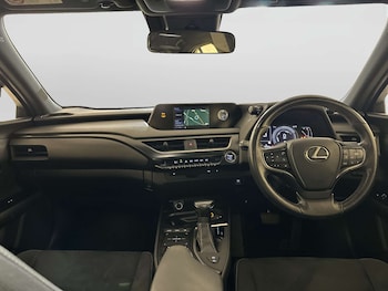 Used Lexus UX 2019 for sale - 78267663: Photo