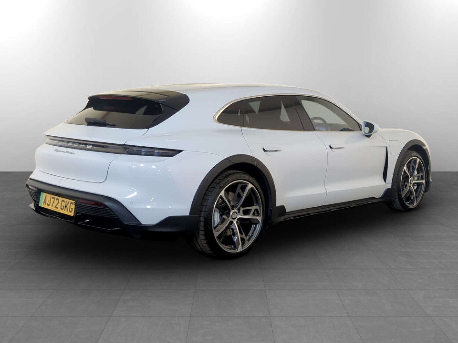 Used Porsche Taycan 2022 for sale - 78225973: Photo 10