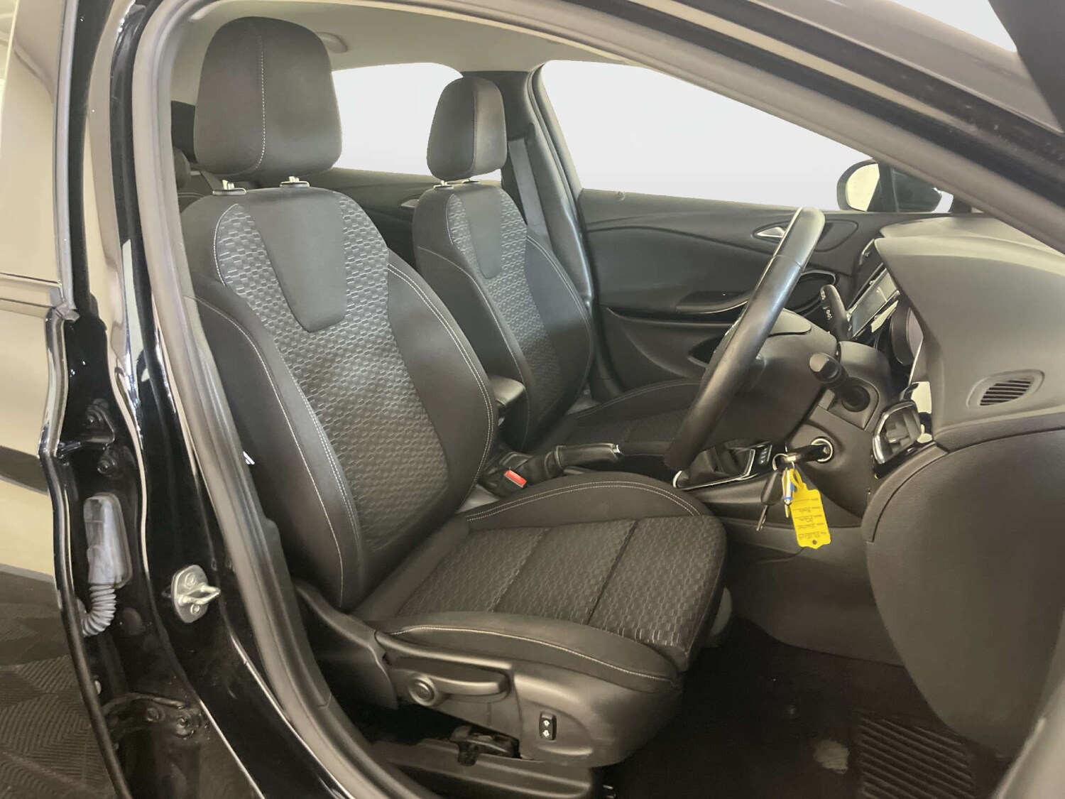 Used Vauxhall Astra 2018 for sale - 78225965: Photo 13