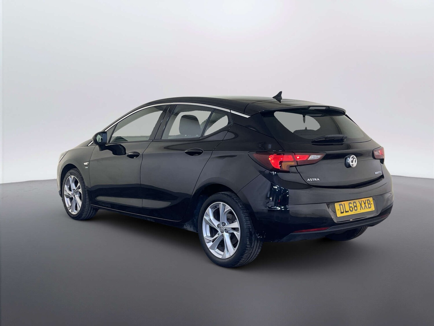 Used Vauxhall Astra 2018 for sale - 78225965: Photo 8