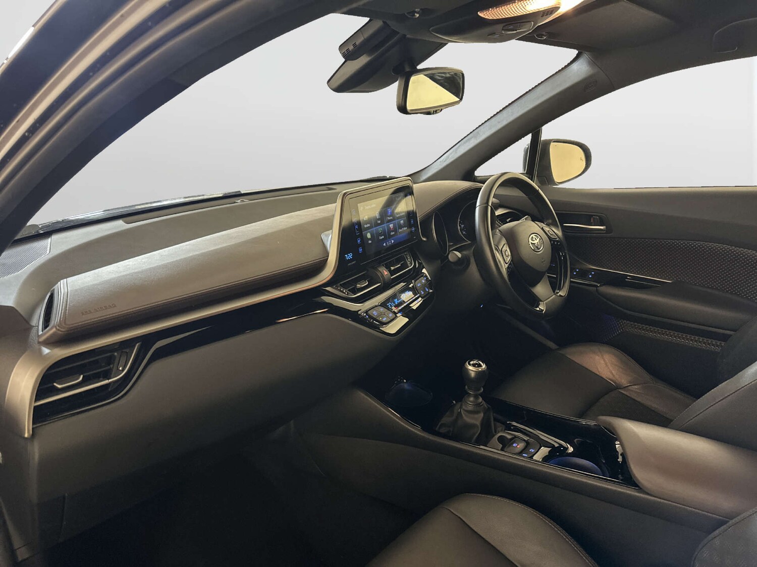 Used Toyota C-HR 2019 for sale - 78225876: Photo 12