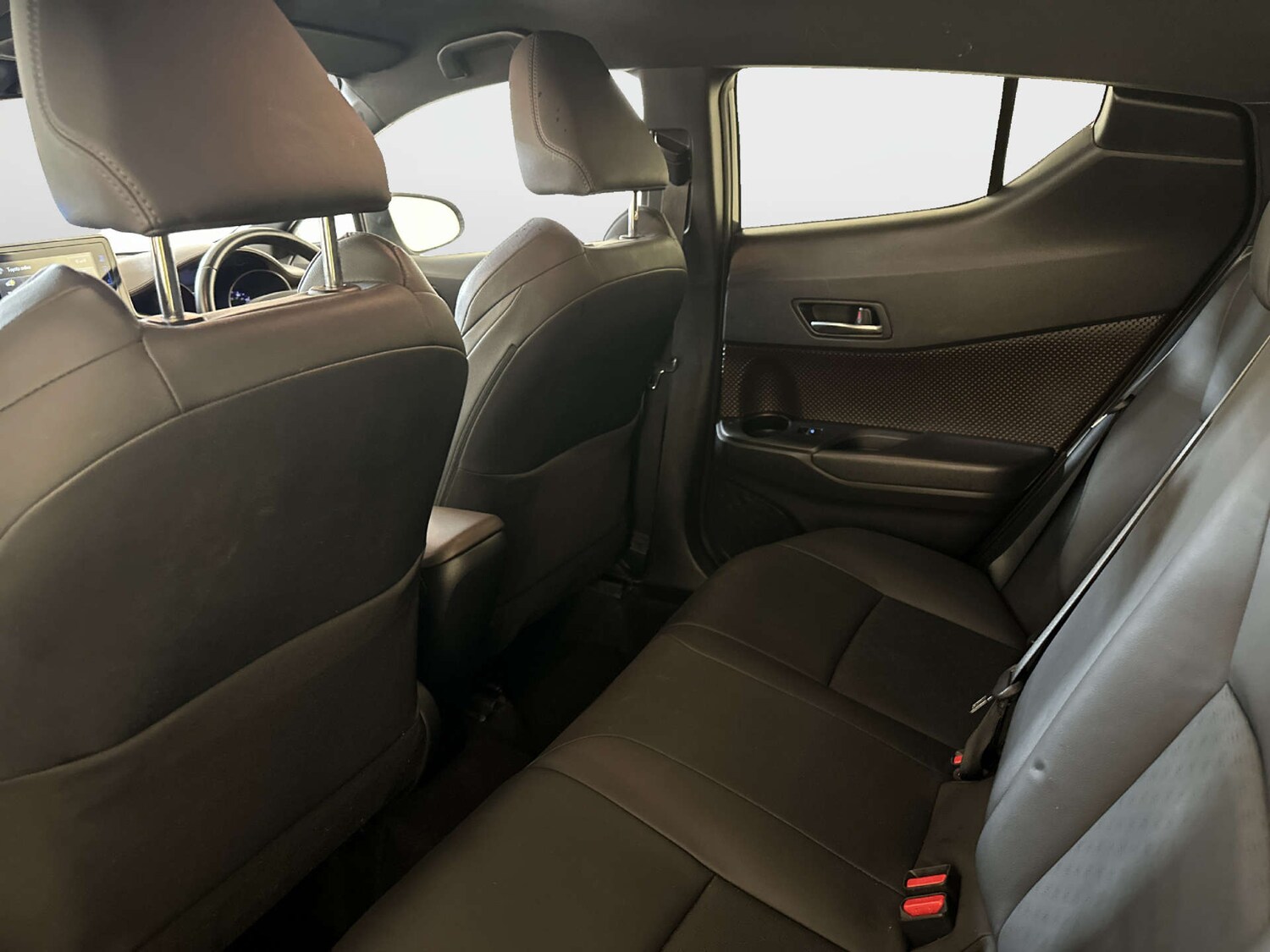 Used Toyota C-HR 2019 for sale - 78225876: Photo 14