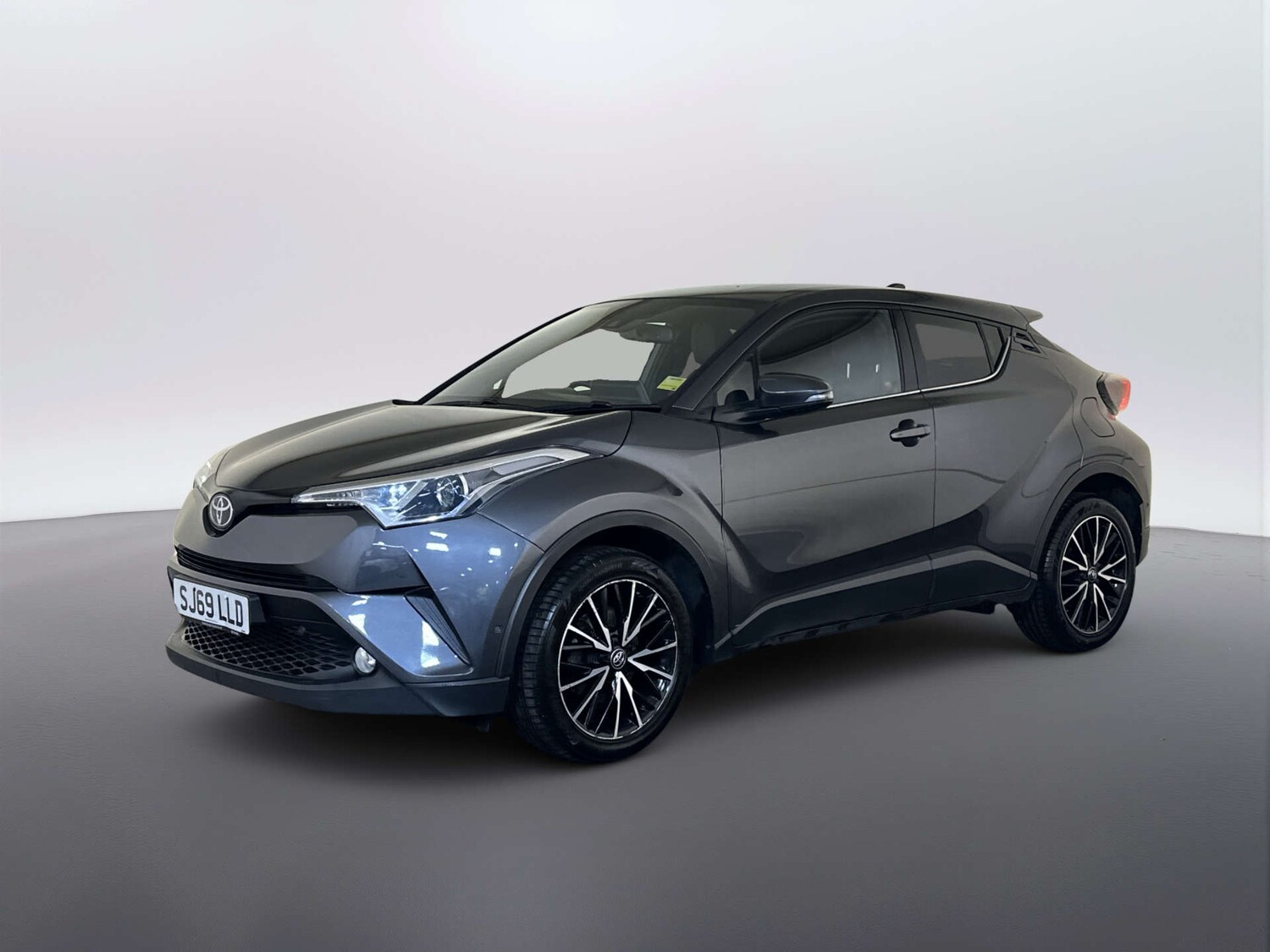 Used Toyota C-HR 2019 for sale - 78225876: Photo 6