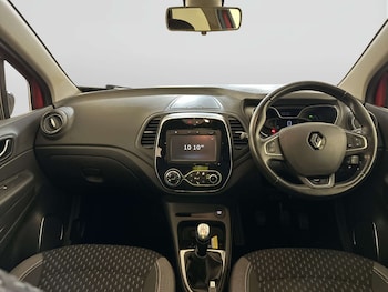 Used Renault Captur 2018 for sale - 78313395: Photo