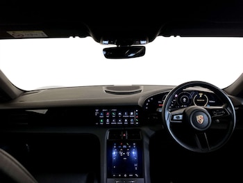 Used Porsche Taycan 2022 for sale - 78267612: Photo