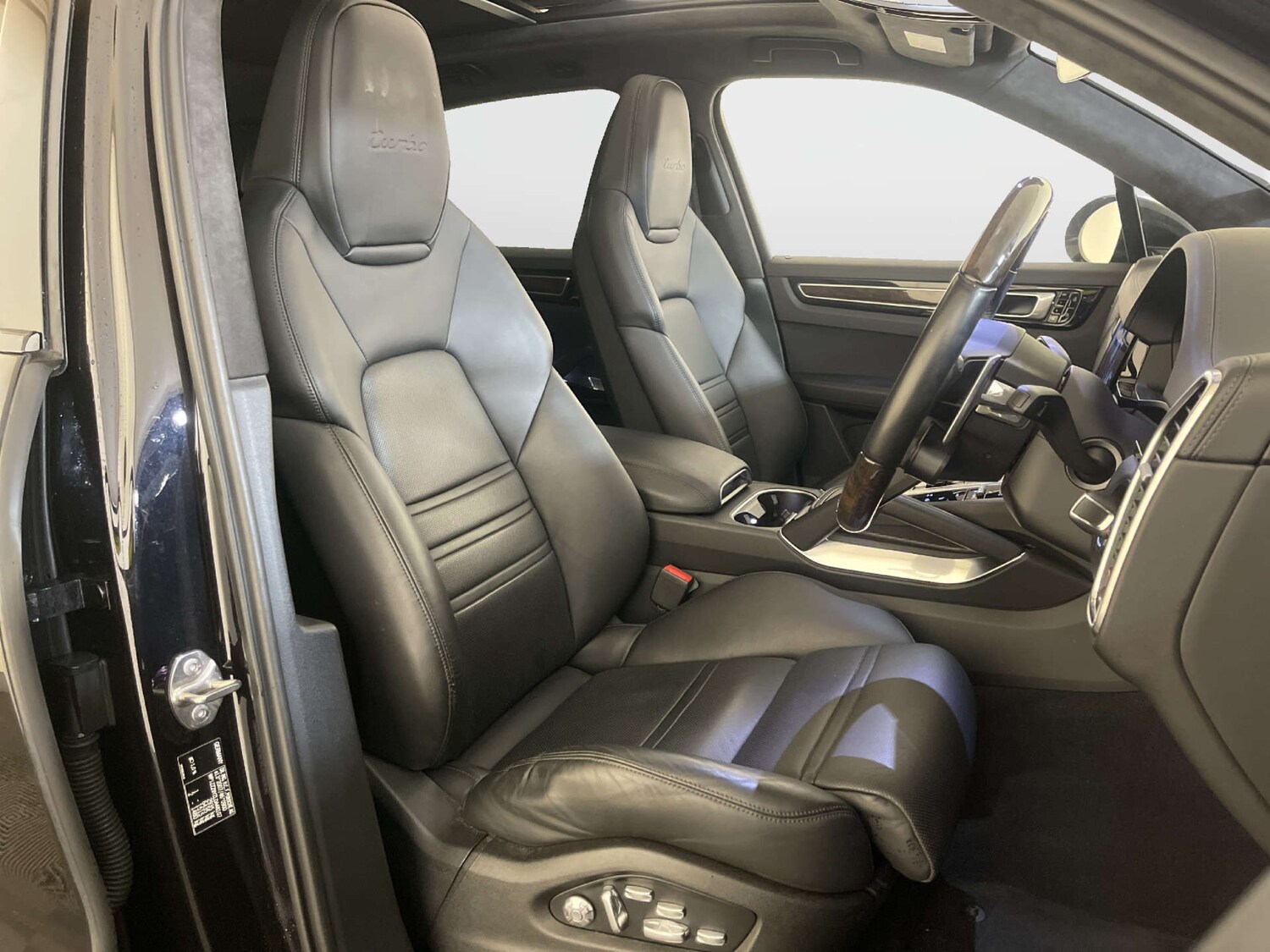 Used Porsche Cayenne 2019 for sale - 78223465: Photo 13