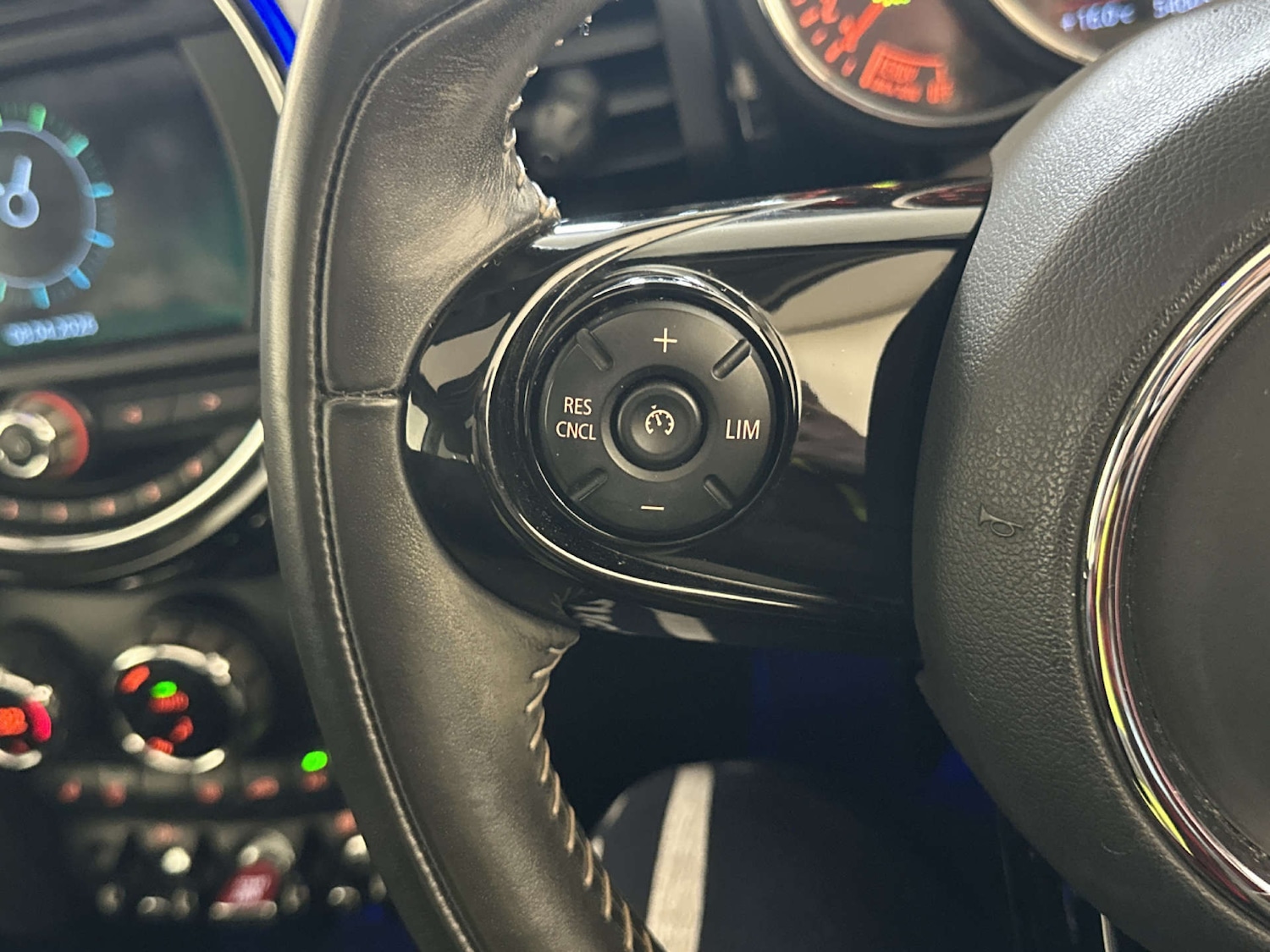 Used MINI Hatch 2019 for sale - 78223531: Photo 18