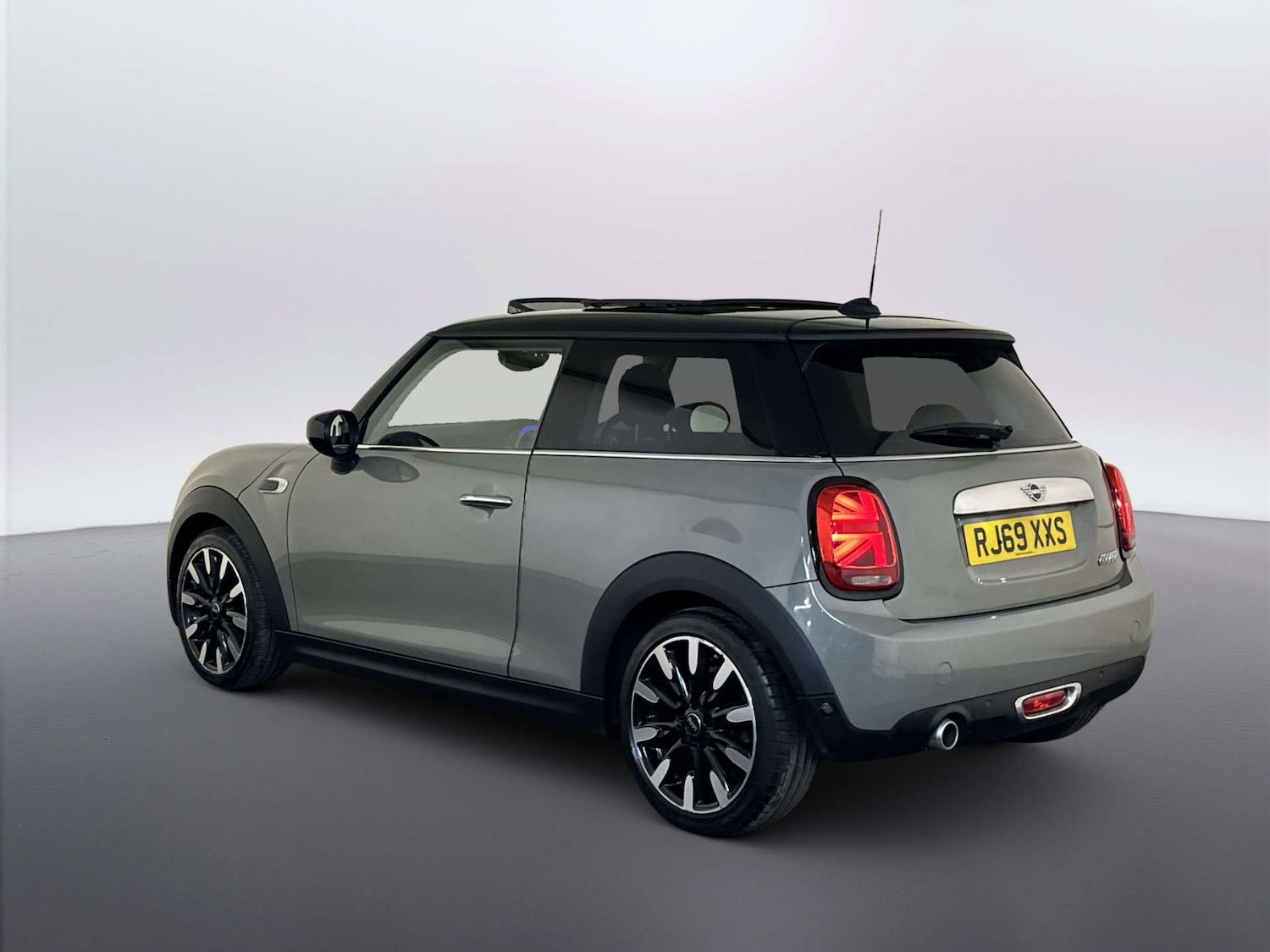 Used MINI Hatch 2019 for sale - 78223531: Photo 8