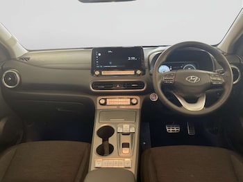 Used Hyundai KONA 2023 for sale - 78228202: Photo