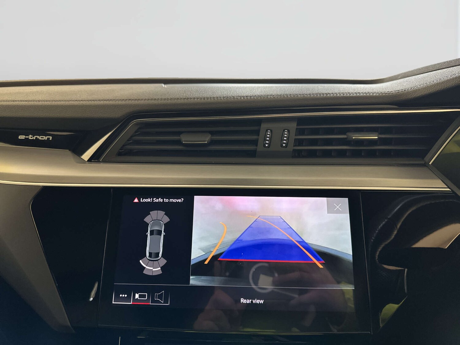 Used Audi e-tron 2021 for sale - 78225928: Photo 21