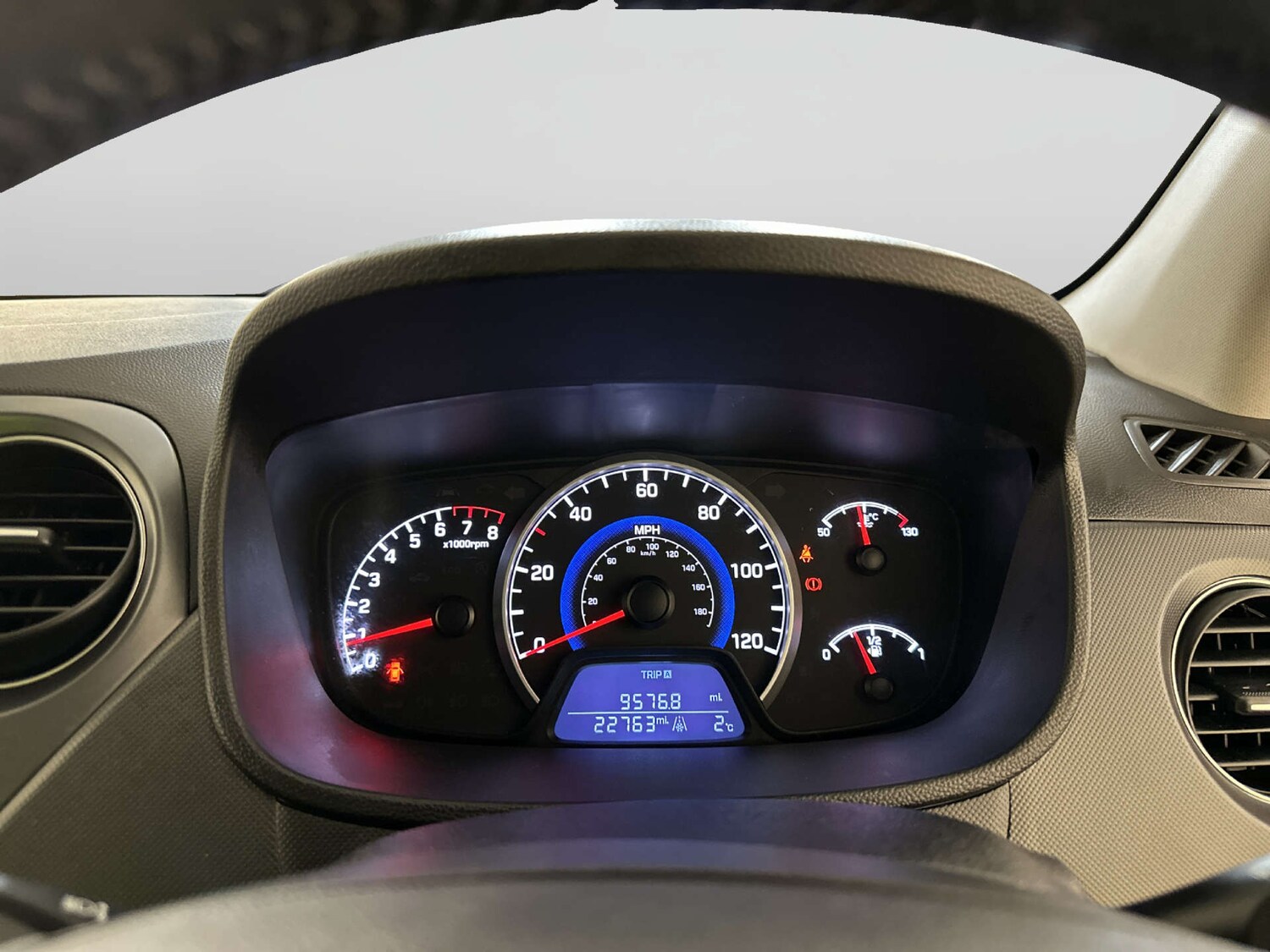 Used Hyundai i10 2019 for sale - 78225979: Photo 18