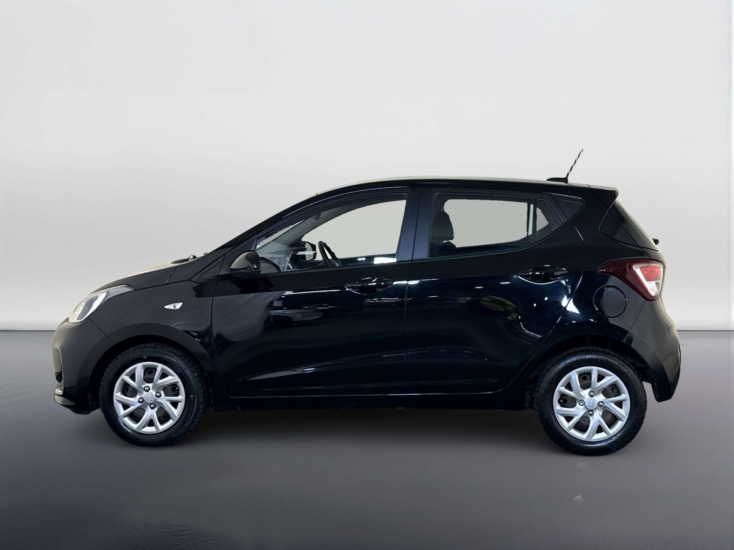 Used Hyundai i10 2019 for sale - 78225979: Photo 7