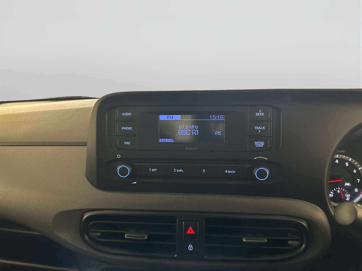 Used Hyundai i10 2023 for sale - 78223523: Photo 21