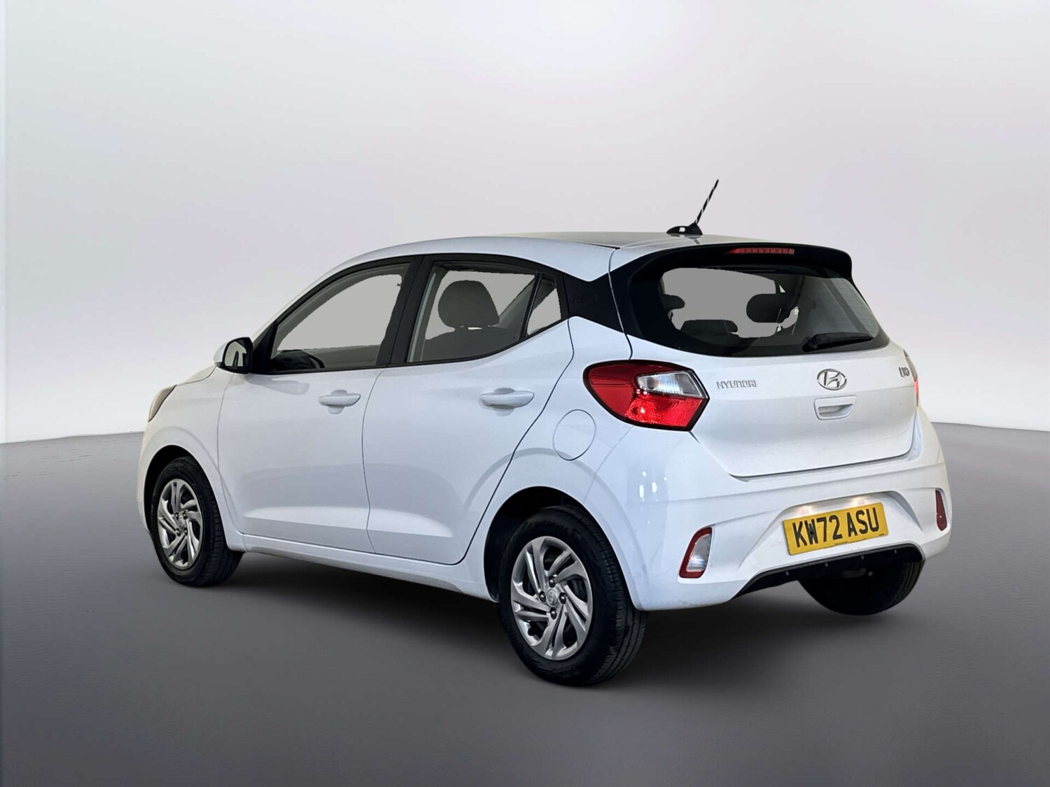 Used Hyundai i10 2023 for sale - 78223523: Photo 8