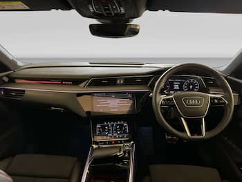 Used Audi Q8 2023 for sale - 79673530: Photo