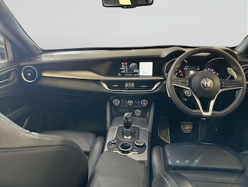 Used Alfa Romeo Stelvio 2020 for sale - 78620090: Photo