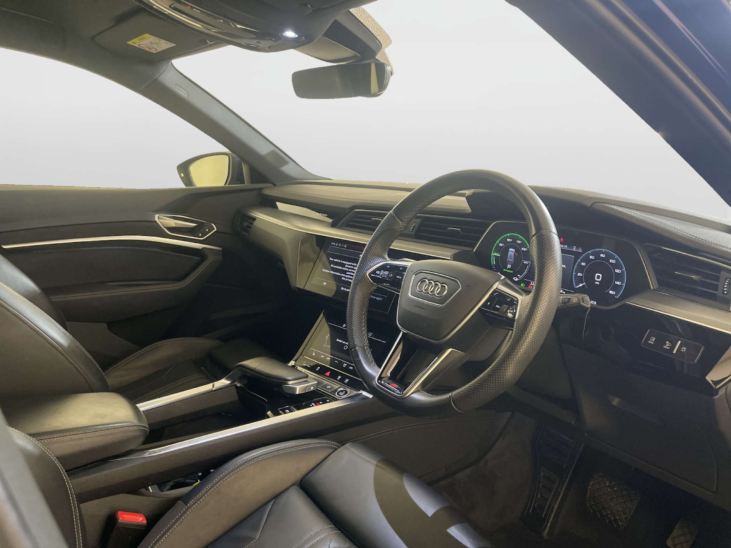 Used Audi e-tron 2023 for sale - 78225866: Photo 15