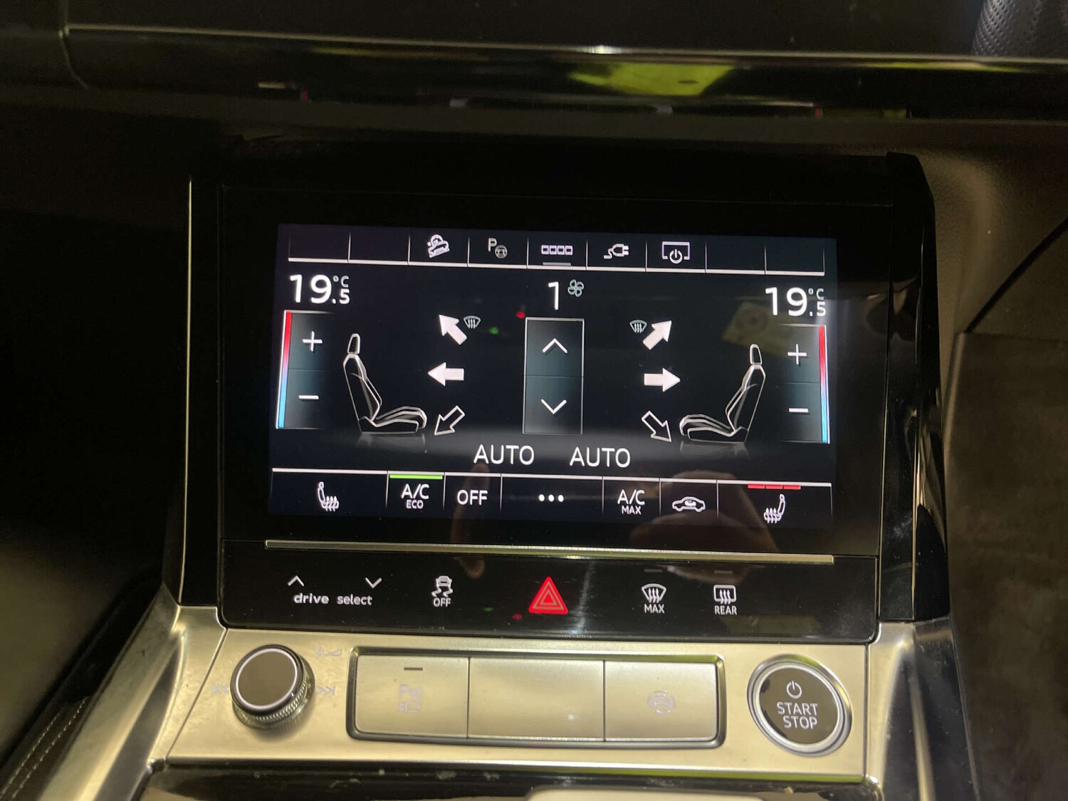 Used Audi e-tron 2023 for sale - 78225866: Photo 24